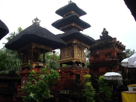 Świątynia hinduistyczna Pura Masceti